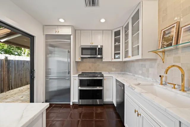 $1,350,000 | 11794 Wimbledon Circle, Wellington, FL 33414