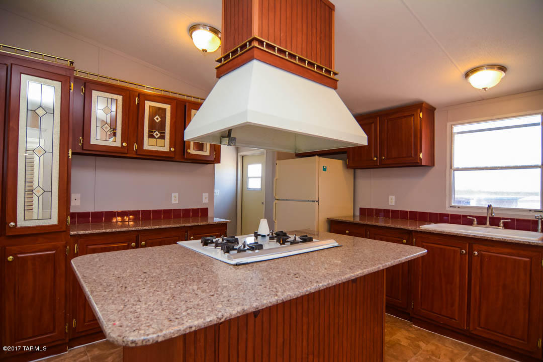 5532 East Hermans Road Tucson, AZ 85756 - Photo 10 of 25 Gallery Image 10