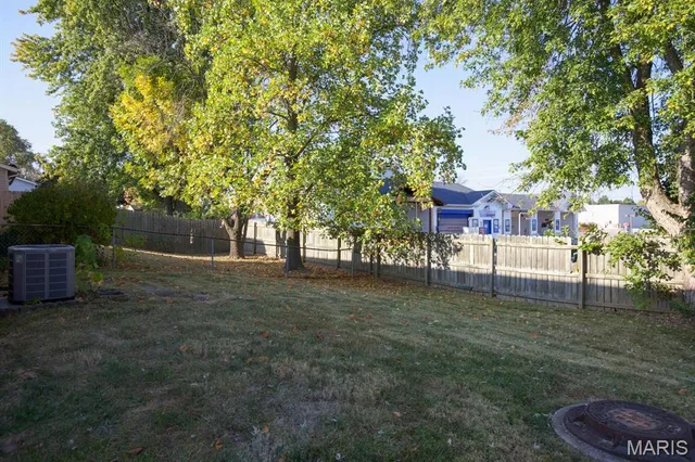 $1,895 | 7 Windstream Court, St. Peters, MO 63376