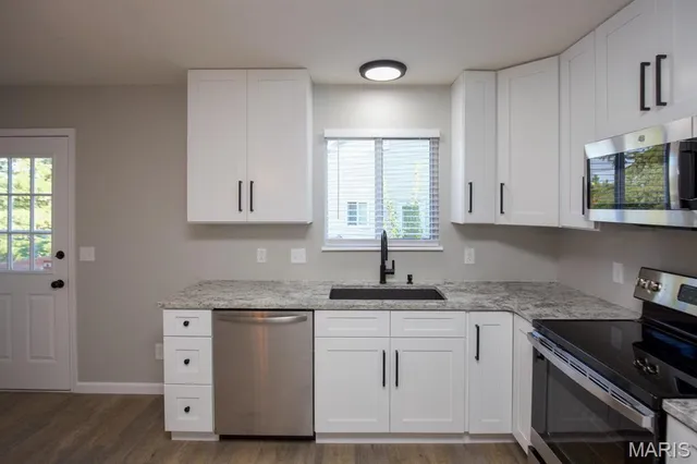 $1,895 | 7 Windstream Court, St. Peters, MO 63376