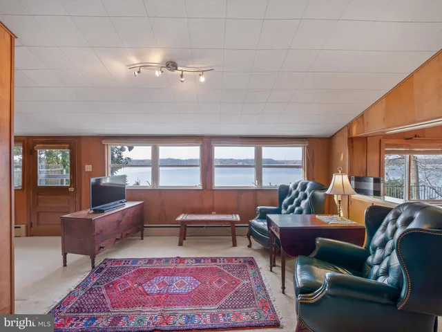 $795,000 | 31 Borens Shore Road, Elkton, MD 21921