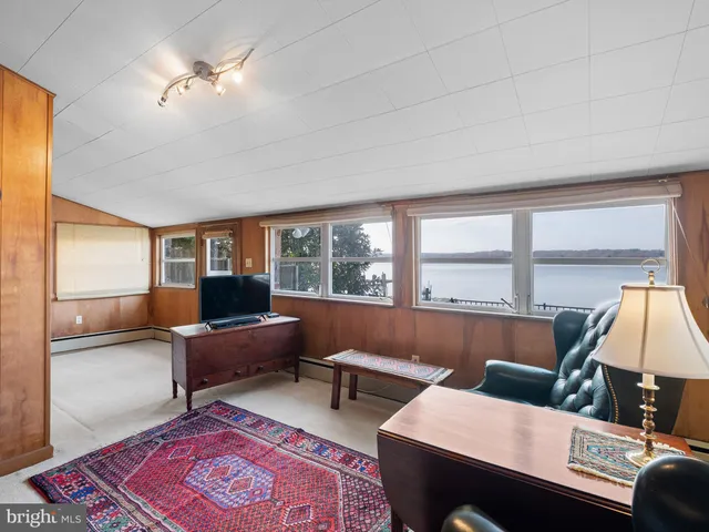 $795,000 | 31 Borens Shore Road, Elkton, MD 21921