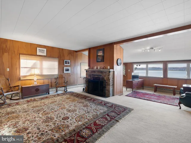 $795,000 | 31 Borens Shore Road, Elkton, MD 21921