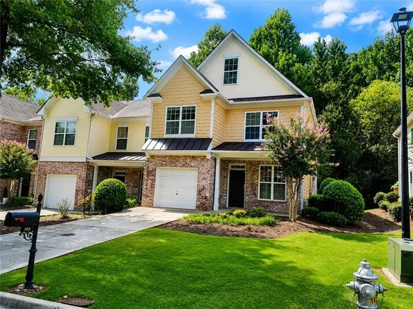 $2,300 | 388 St Claire Drive, Alpharetta, GA 30004