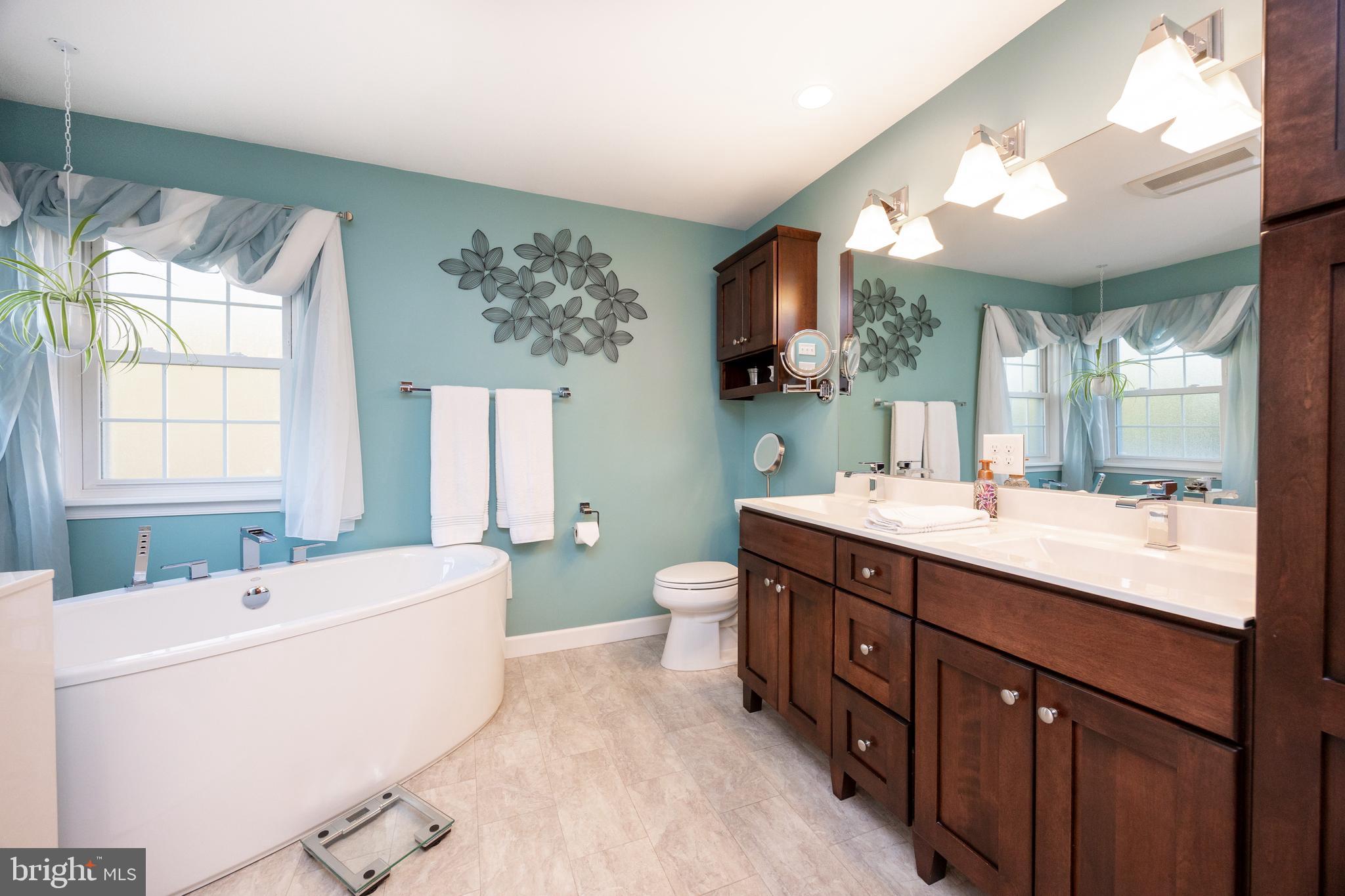 16 Long Meadow Road Royersford, PA 19468 - Photo 31 of 67 Gallery Image 31