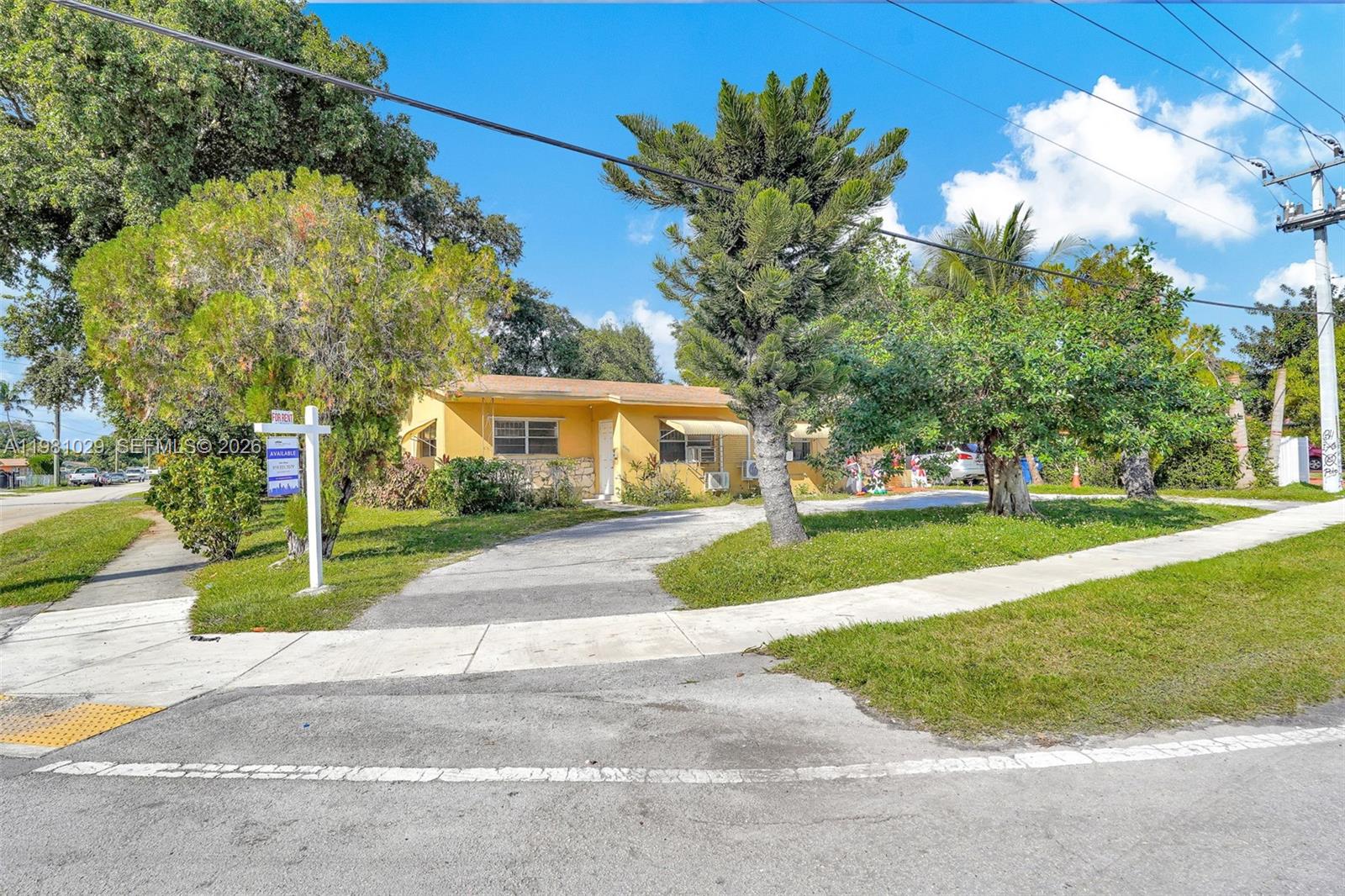 14602 Northeast 14th Avenue, Unit 1 Miami, FL 33161 - Photo 9 of 34