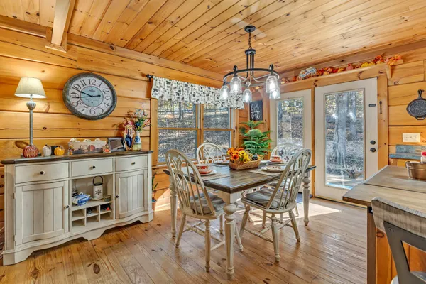 $509,900 | 5833 Dewey Carr Road, Bethpage, TN 37022