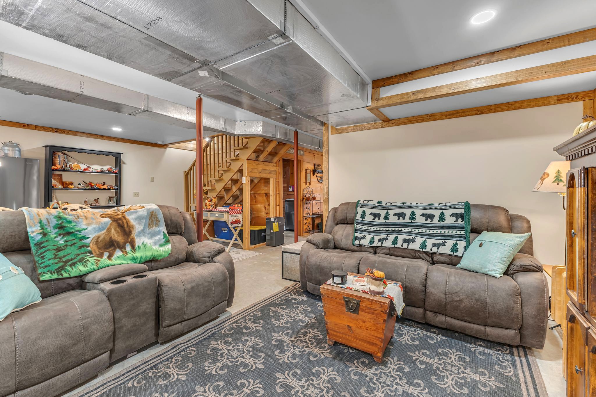 5833 Dewey Carr Road Bethpage, TN 37022 - Photo 36 of 60 a living room with furniture and a ceiling fan