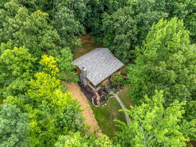 $525,000 | 5833 Dewey Carr Road, Bethpage, TN 37022