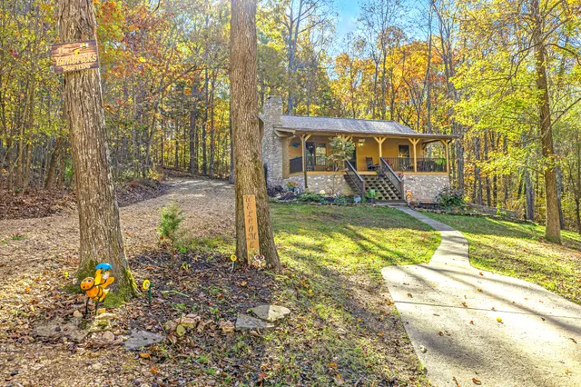 $525,000 | 5833 Dewey Carr Road, Bethpage, TN 37022