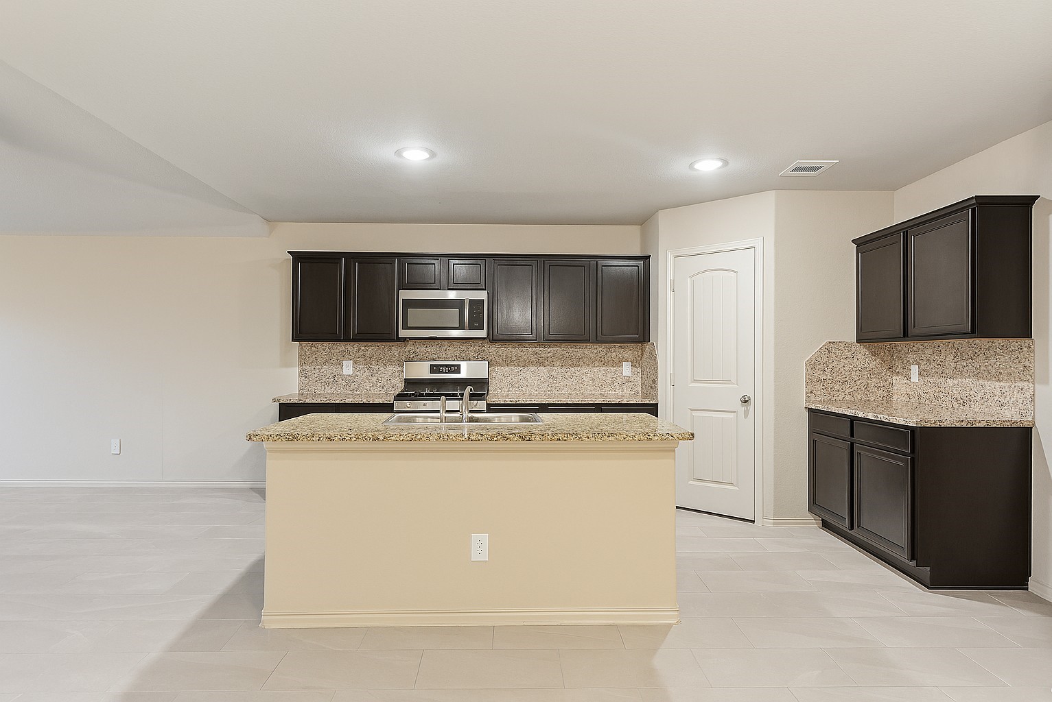 2414 Fall Aster Drive Spring, TX 77373 - Photo 8 of 20