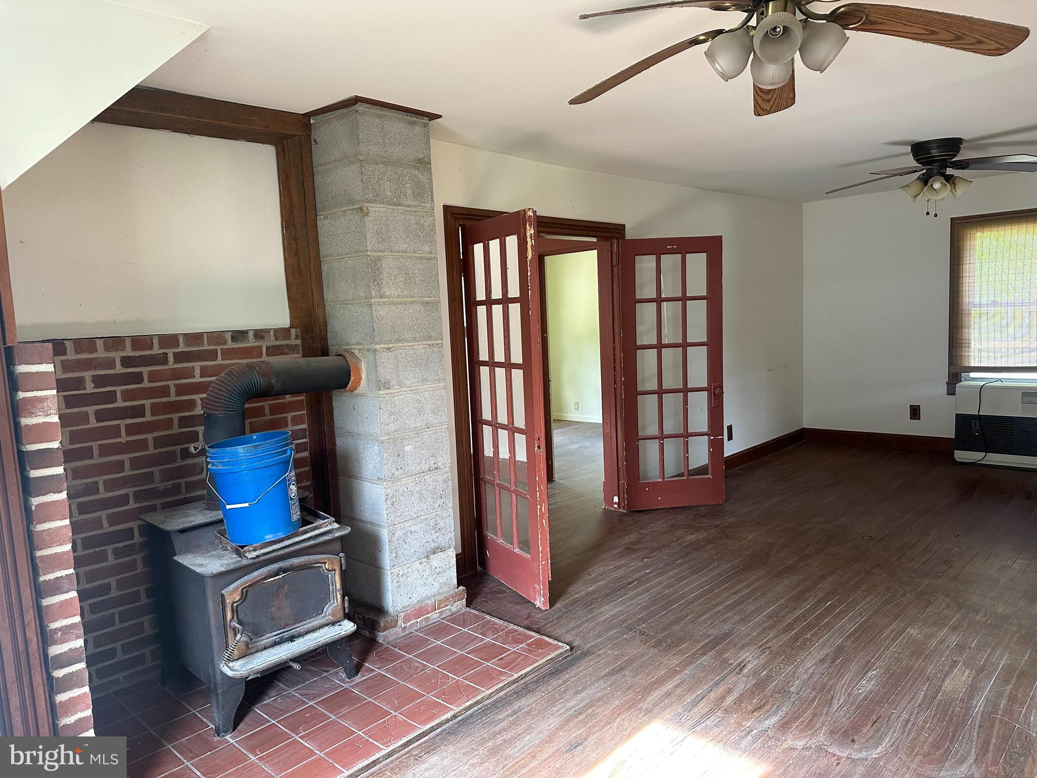 894 Hudson Road Cambridge, MD 21613 - Photo 5 of 12 Gallery Image 5
