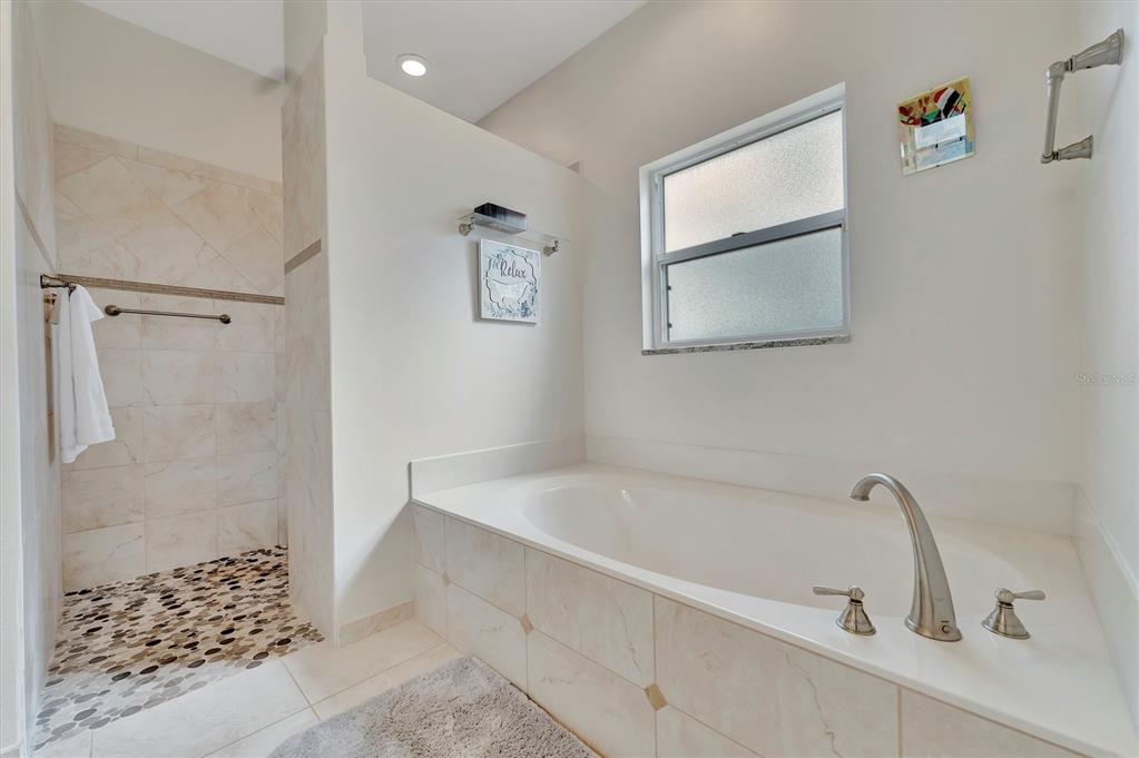 6738 Peach Tree Creek Road Bradenton, FL 34203 - Photo 26 of 49