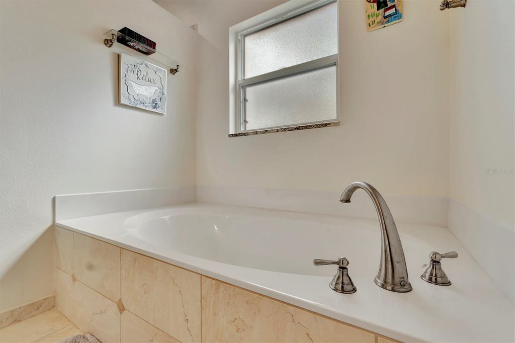 6738 Peach Tree Creek Road Bradenton, FL 34203 - Photo 28 of 49