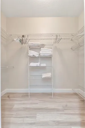 $4,500 | 6738 Peach Tree Creek Road, Bradenton, FL 34203