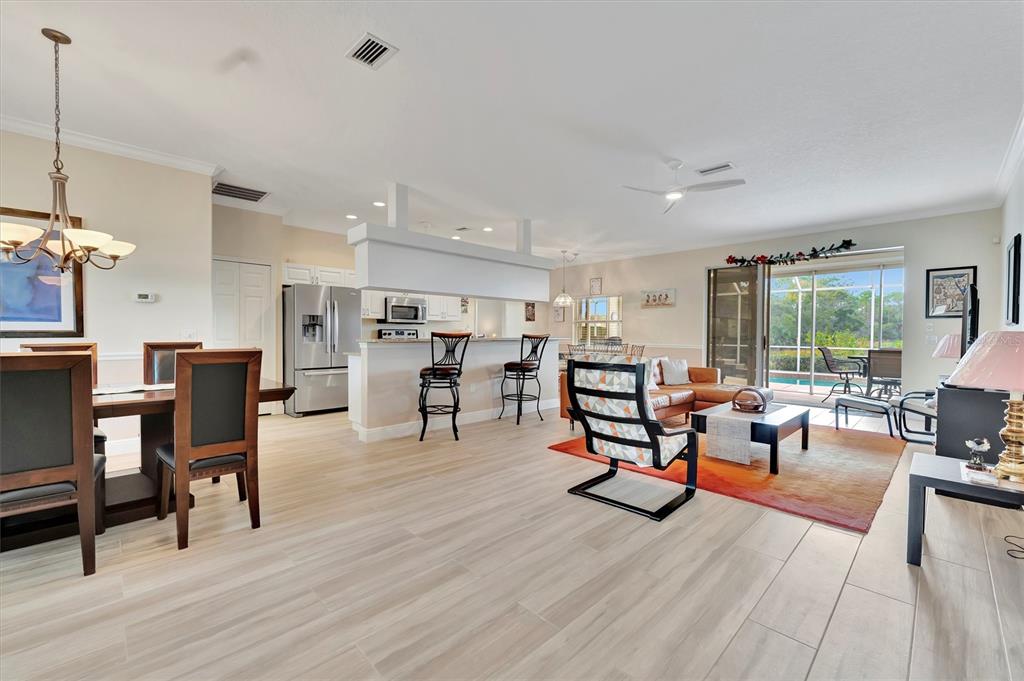 6738 Peach Tree Creek Road Bradenton, FL 34203 - Photo 4 of 49