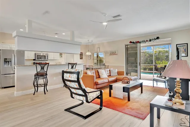 $4,500 | 6738 Peach Tree Creek Road, Bradenton, FL 34203