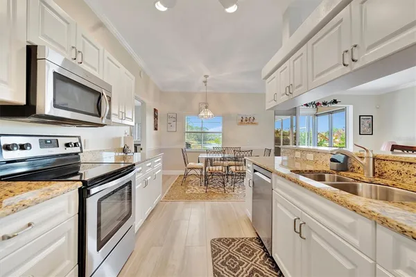 $4,500 | 6738 Peach Tree Creek Road, Bradenton, FL 34203