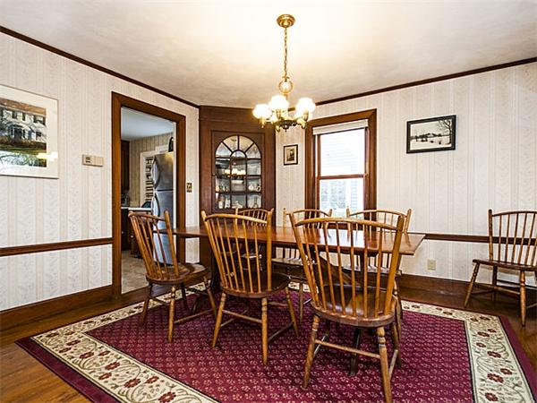 29 Thornton Road Waltham, MA 02453 - Photo 9 of 23 Gallery Image 9