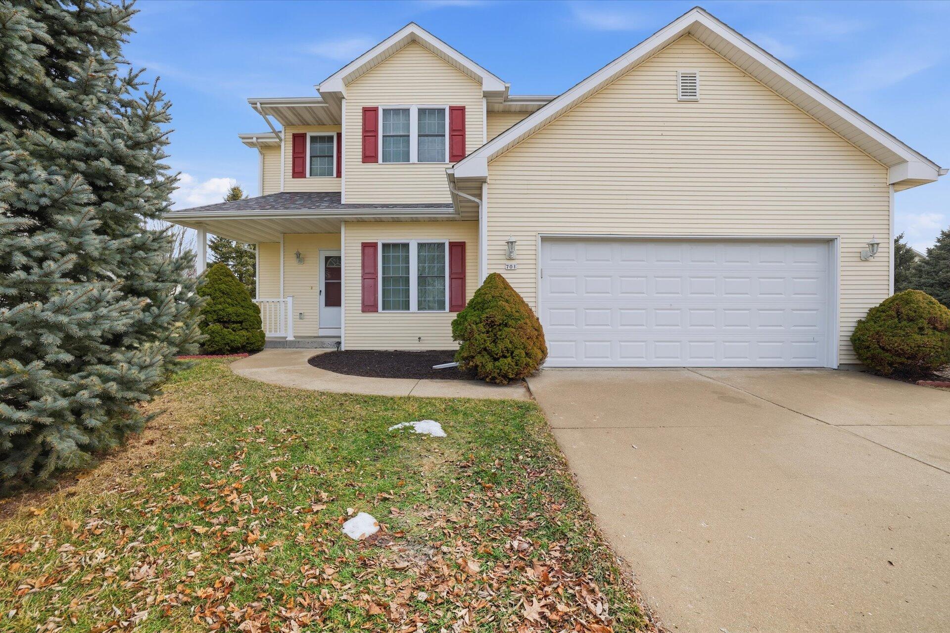 701 South Wisconsin Street Whitewater, WI 53190 - Photo 1 of 1 FRONT