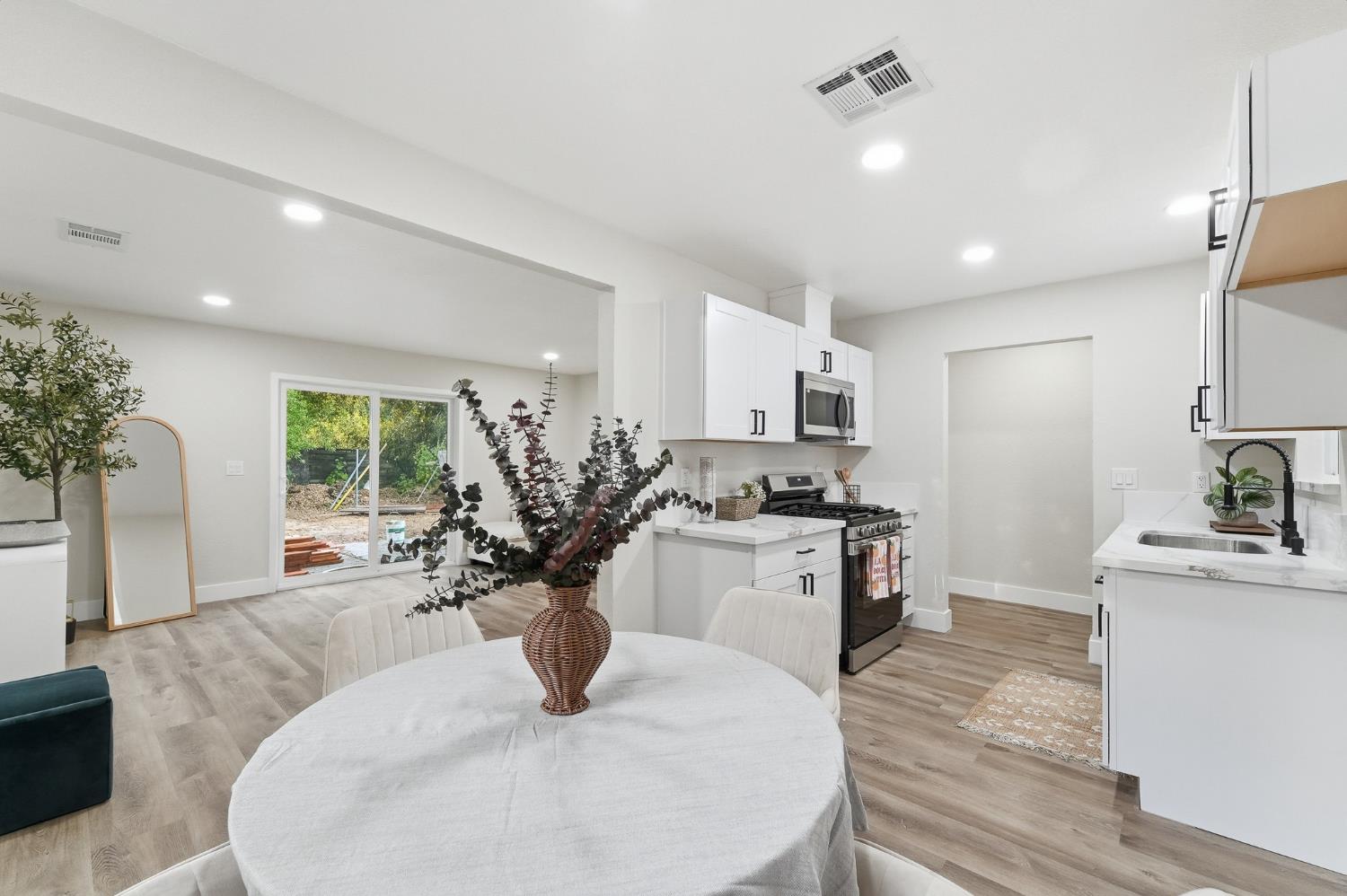 1117 Whitman Way Modesto, CA 95351 - Photo 12 of 12