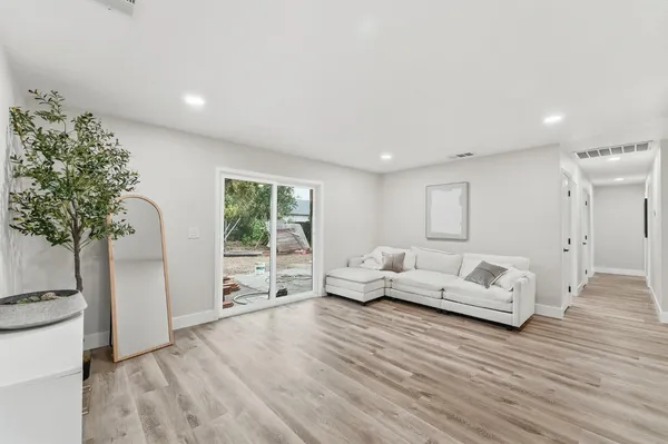 $399,000 | 1117 Whitman Way, Modesto, CA 95351