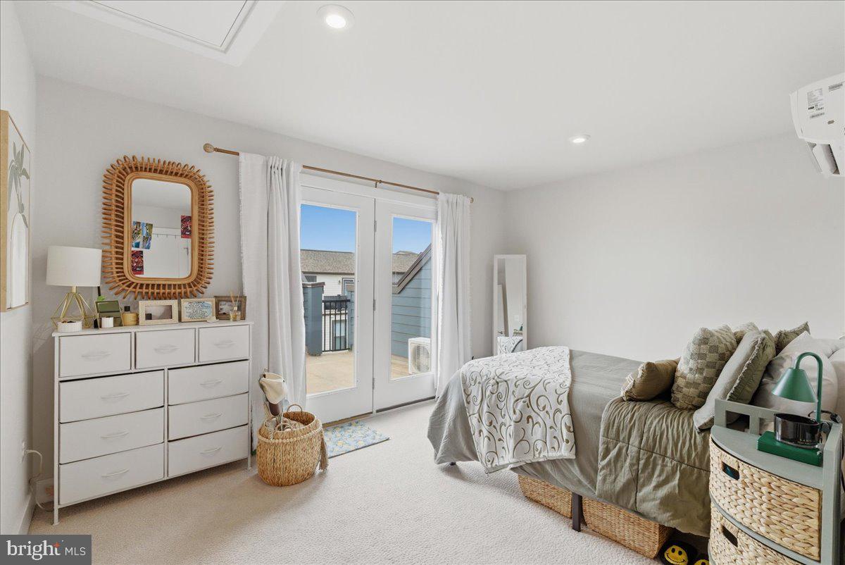 2315 Liberty Loop Herndon, VA 20171 - Photo 27 of 39 Top -floor suite