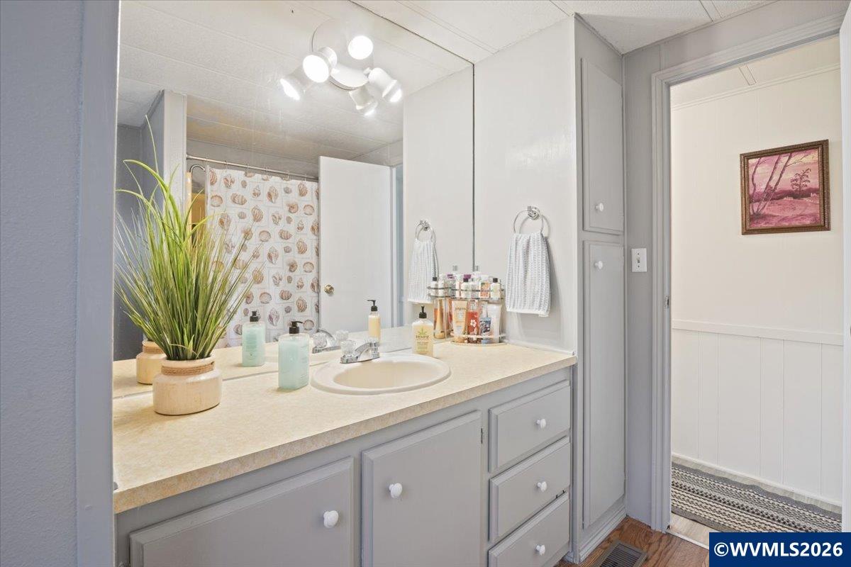 3578 Turner Road Southeast Salem, OR 97302 - Photo 27 of 32 Gallery Image 27