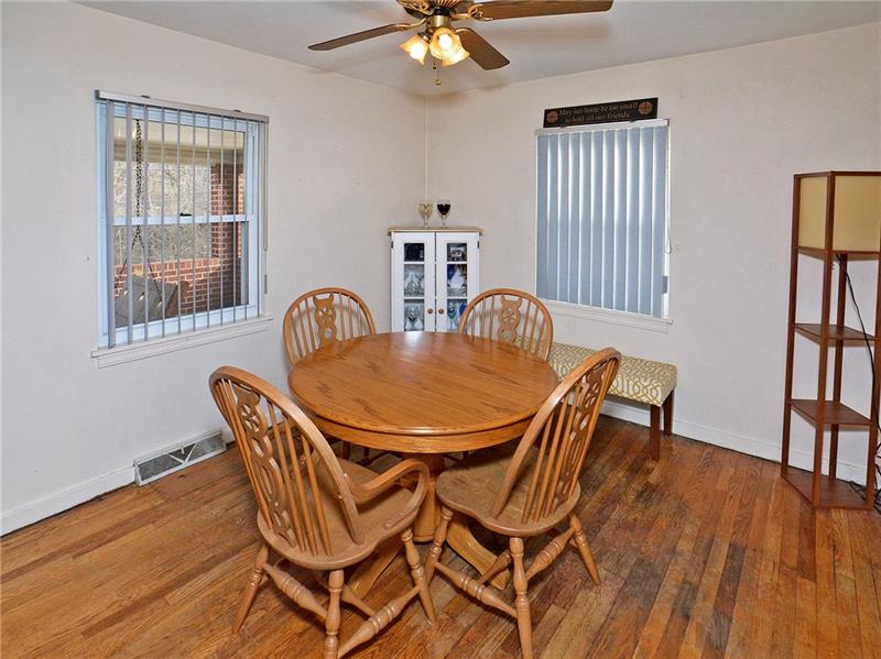 447 Agnew Road Jeannette, PA 15644 - Photo 7 of 23 Dining room