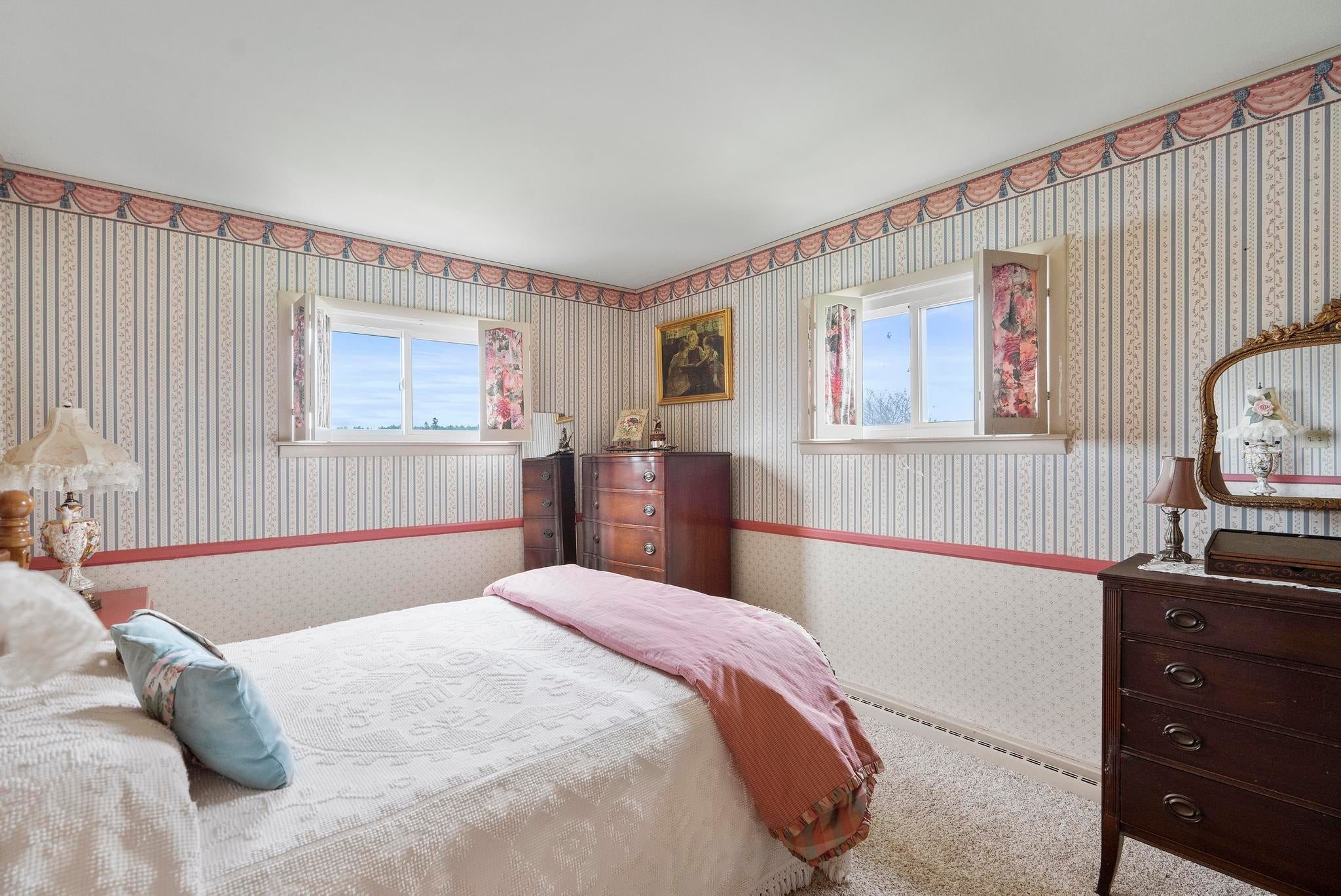 10591 Moonlight Bay Road Cheboygan, MI 49721 - Photo 10 of 33 Gallery Image 10