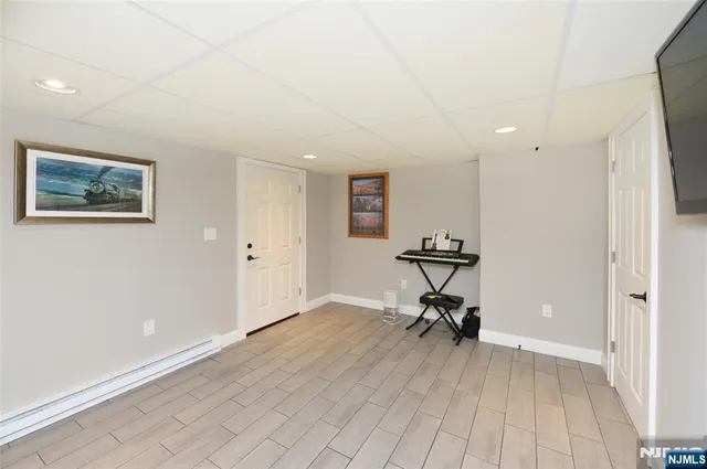 $3,000 | 13 Central Avenue, Unit 1, Allendale, NJ 07401