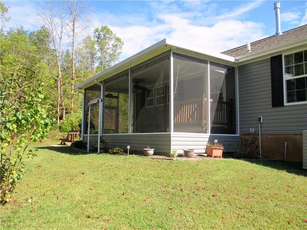 4249 Lee Cline Road Conover, NC 28613 - Photo 5 of 31 Gallery Image 5