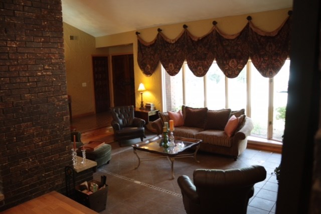 10 Burlingame Road Smithfield, RI 02917 - Photo 13 of 40 Gallery Image 13