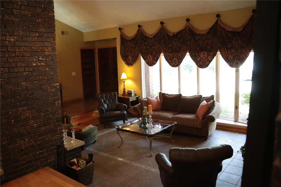 10 Burlingame Road Smithfield, RI 02917 - Photo 18 of 40 Gallery Image 18