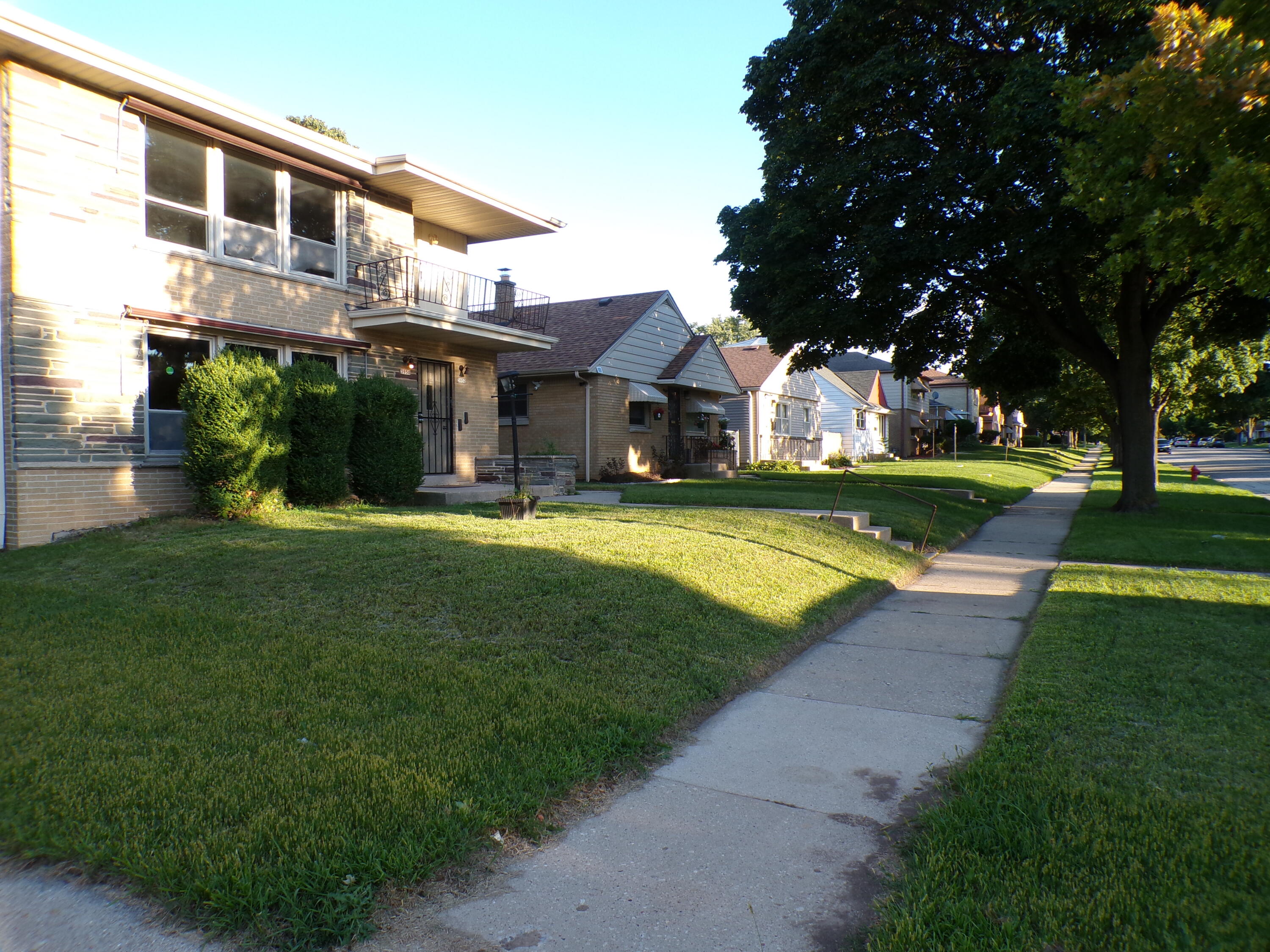 3950 North 68th Street, Unit 3952 Milwaukee, WI 53216 - Photo 11 of 64 100_0205