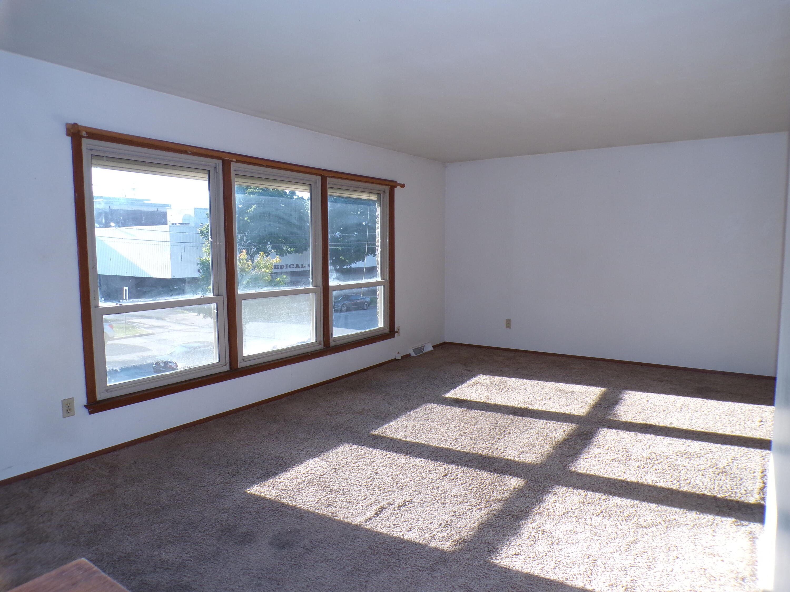 3950 North 68th Street, Unit 3952 Milwaukee, WI 53216 - Photo 15 of 64 100_0143