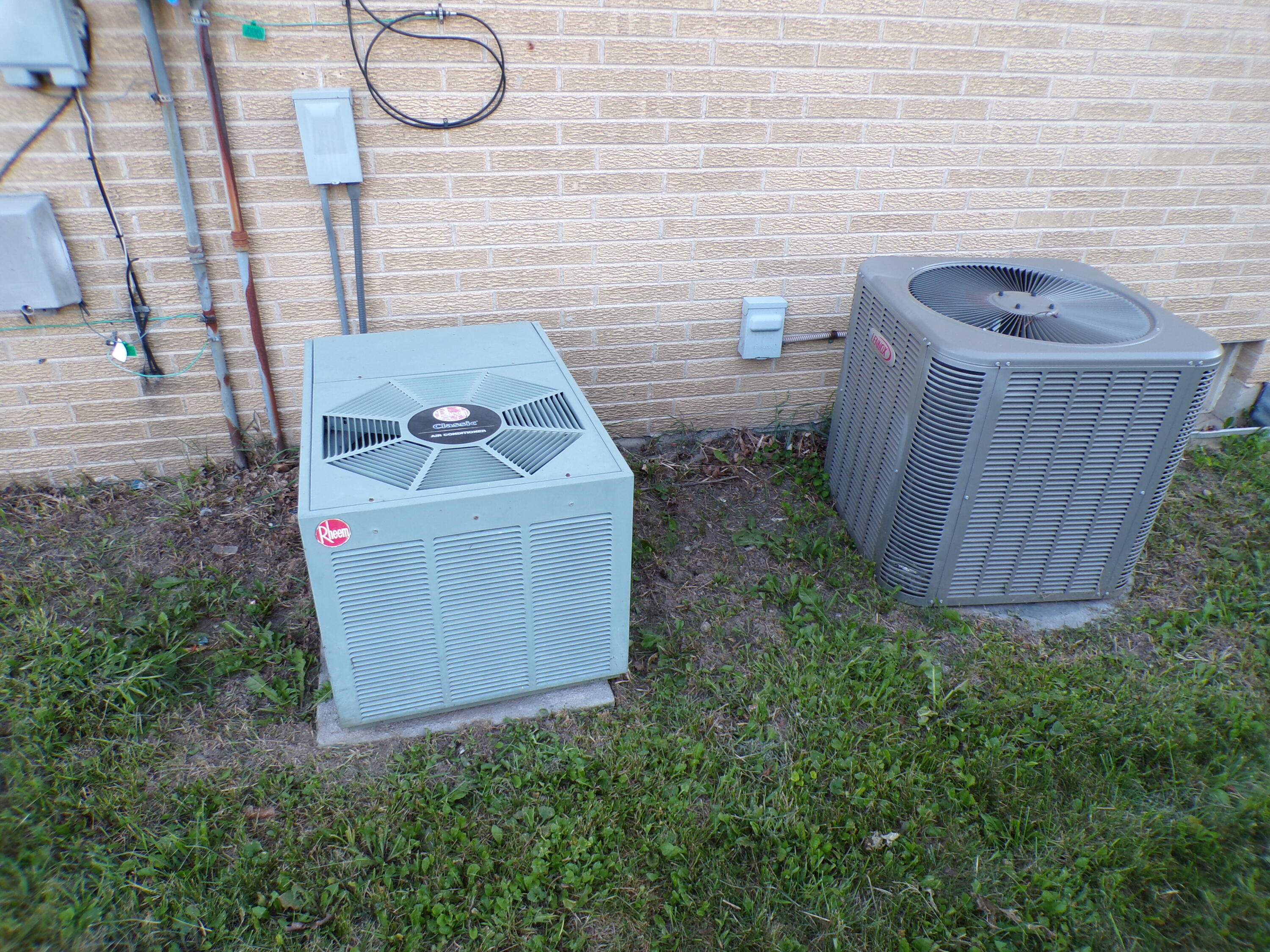 3950 North 68th Street, Unit 3952 Milwaukee, WI 53216 - Photo 63 of 64 100_0220