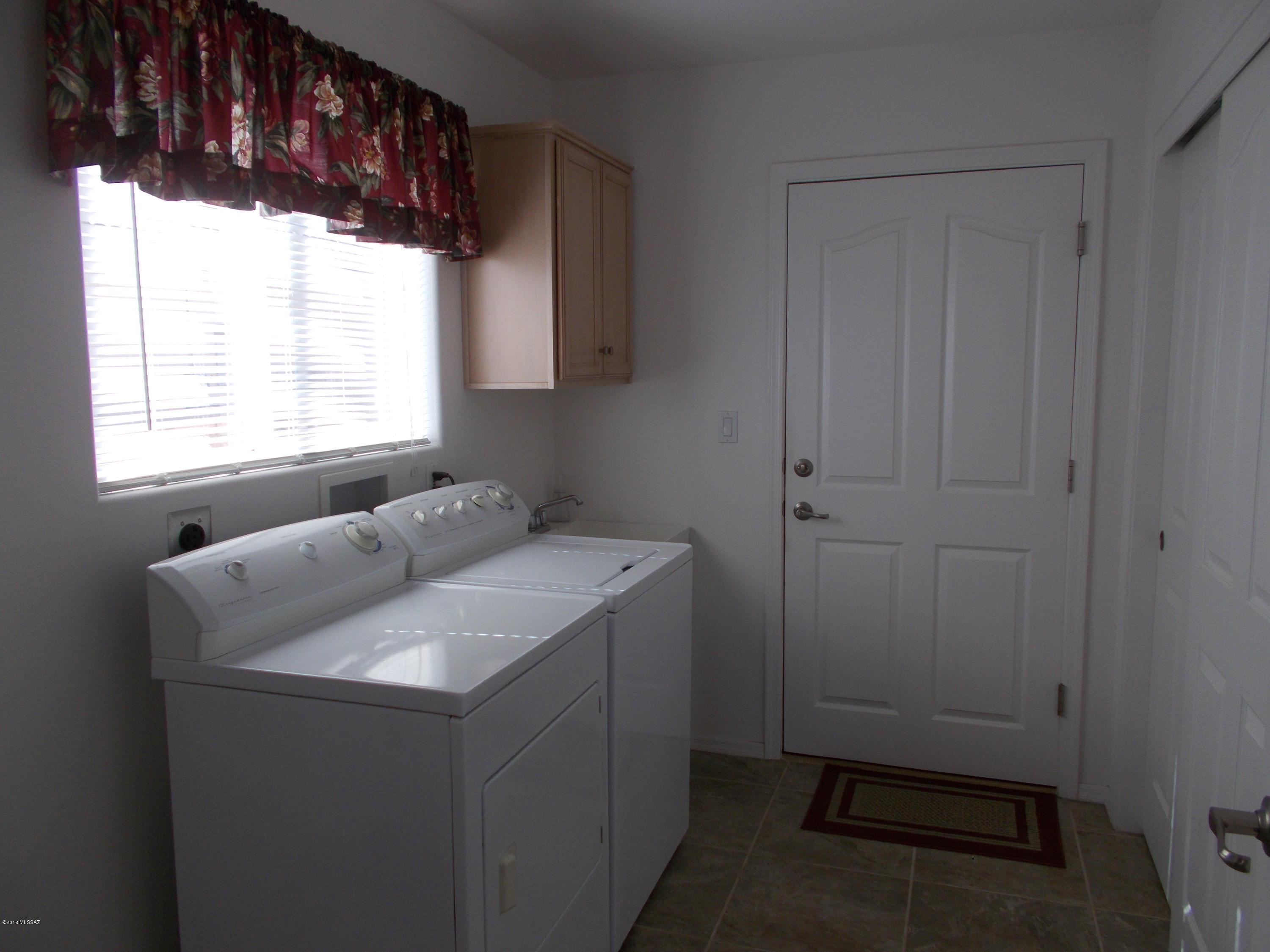 916 West Sahuaro Road Pearce, AZ 85625 - Photo 14 of 38