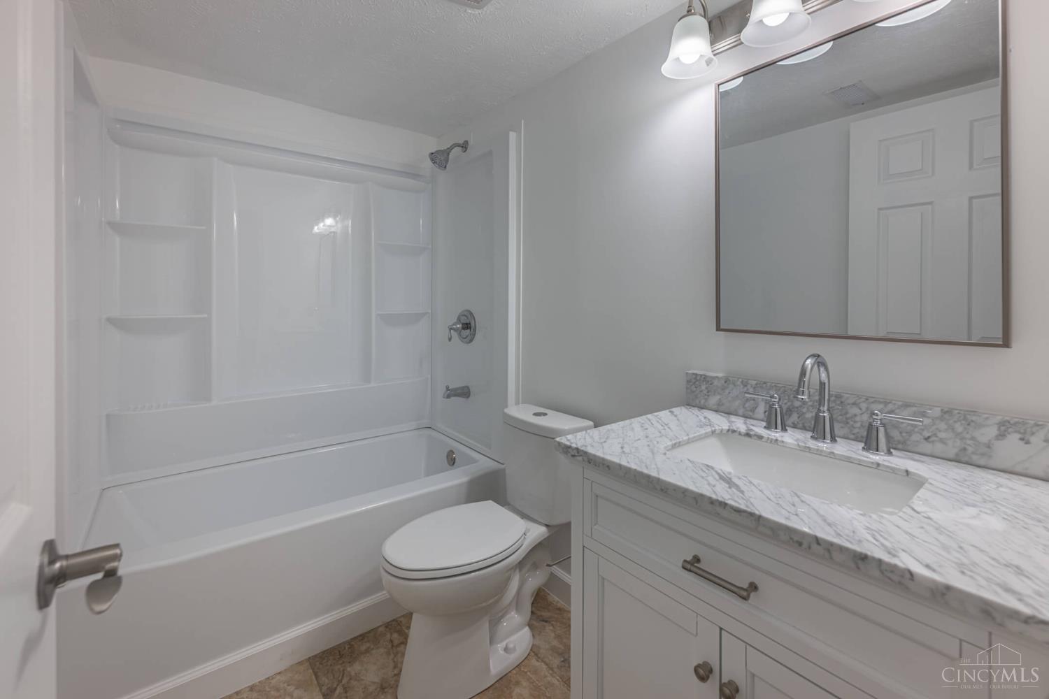 7268 East Galbraith Road, Unit A Cincinnati, OH 45243 - Photo 26 of 39