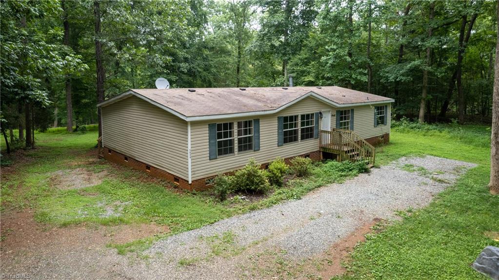 3940 Friendship Patterson Mill Road Burlington, NC 27215 - Photo 1 of 38 So much Privacy!