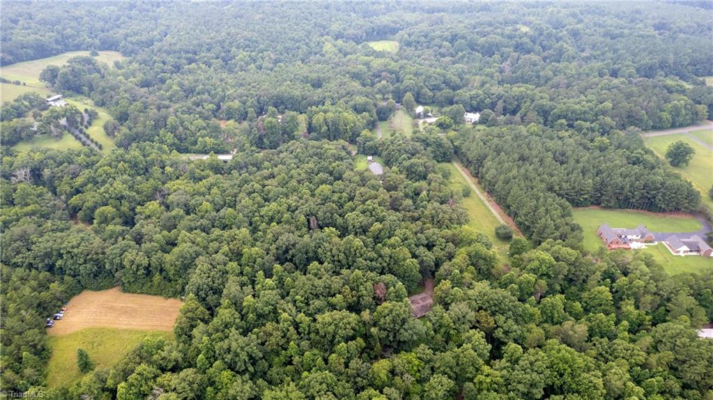3940 Friendship Patterson Mill Road Burlington, NC 27215 - Photo 6 of 38 Gallery Image 6
