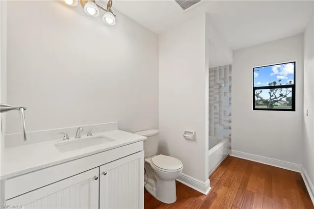 $997,500 | 1203 Foxfire Lane, Naples, FL 34104