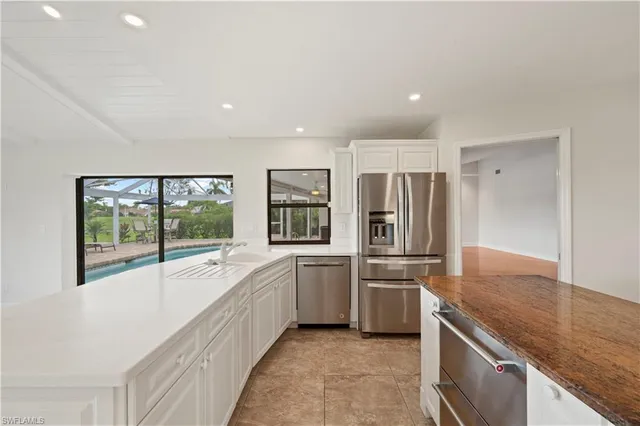 $997,500 | 1203 Foxfire Lane, Naples, FL 34104