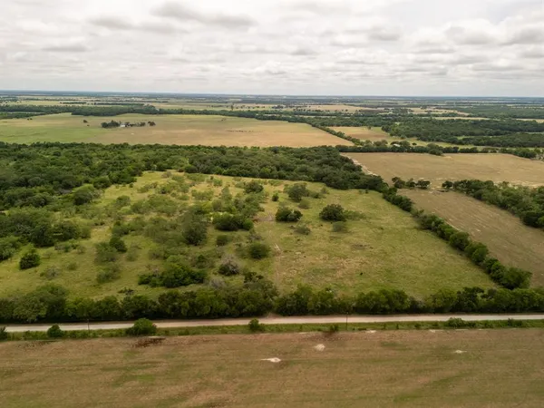 $95,000 | 2 County Road 159, Riesel, TX 76682
