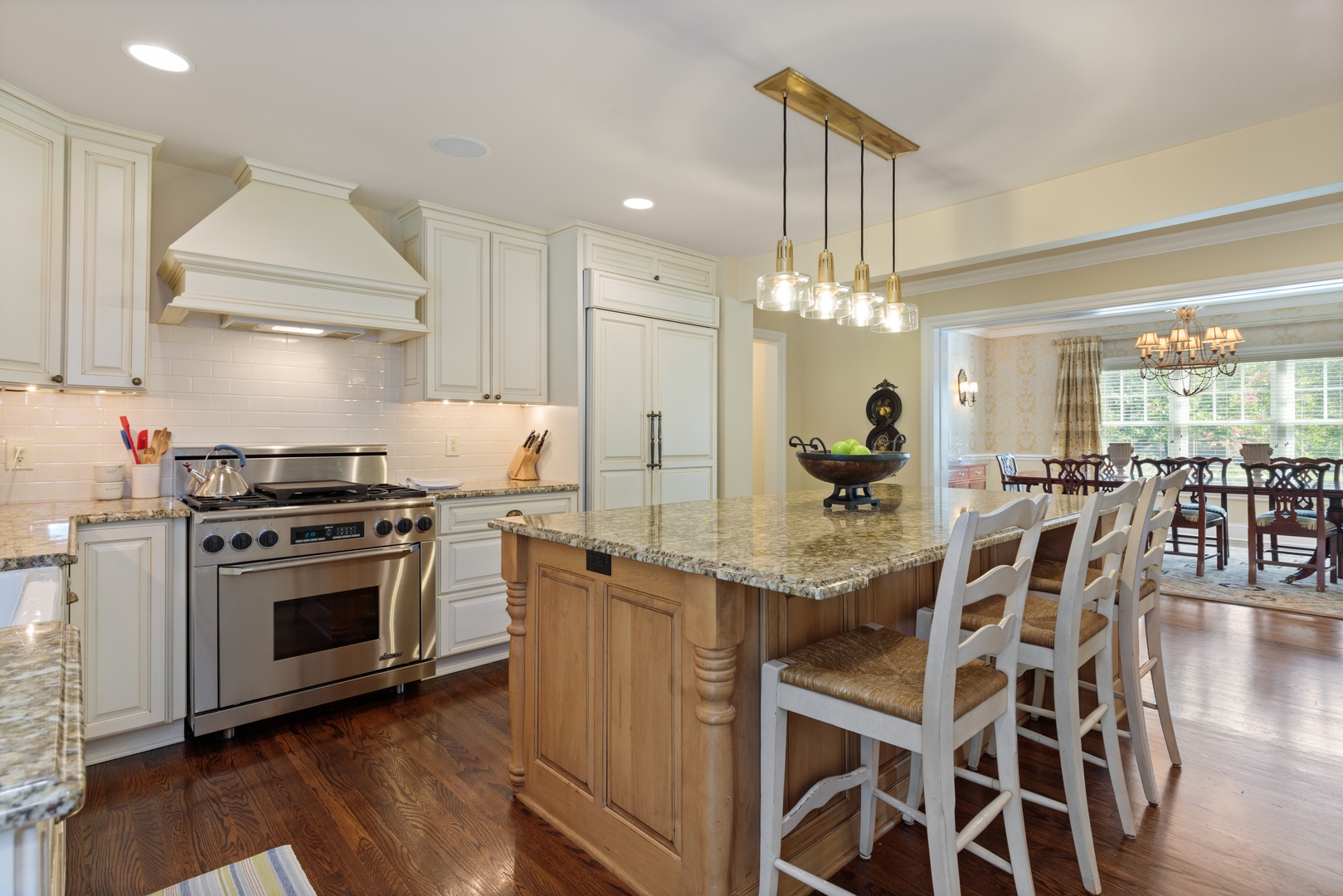 1166 Inverlieth Road Lake Forest, IL 60045 - Photo 9 of 35