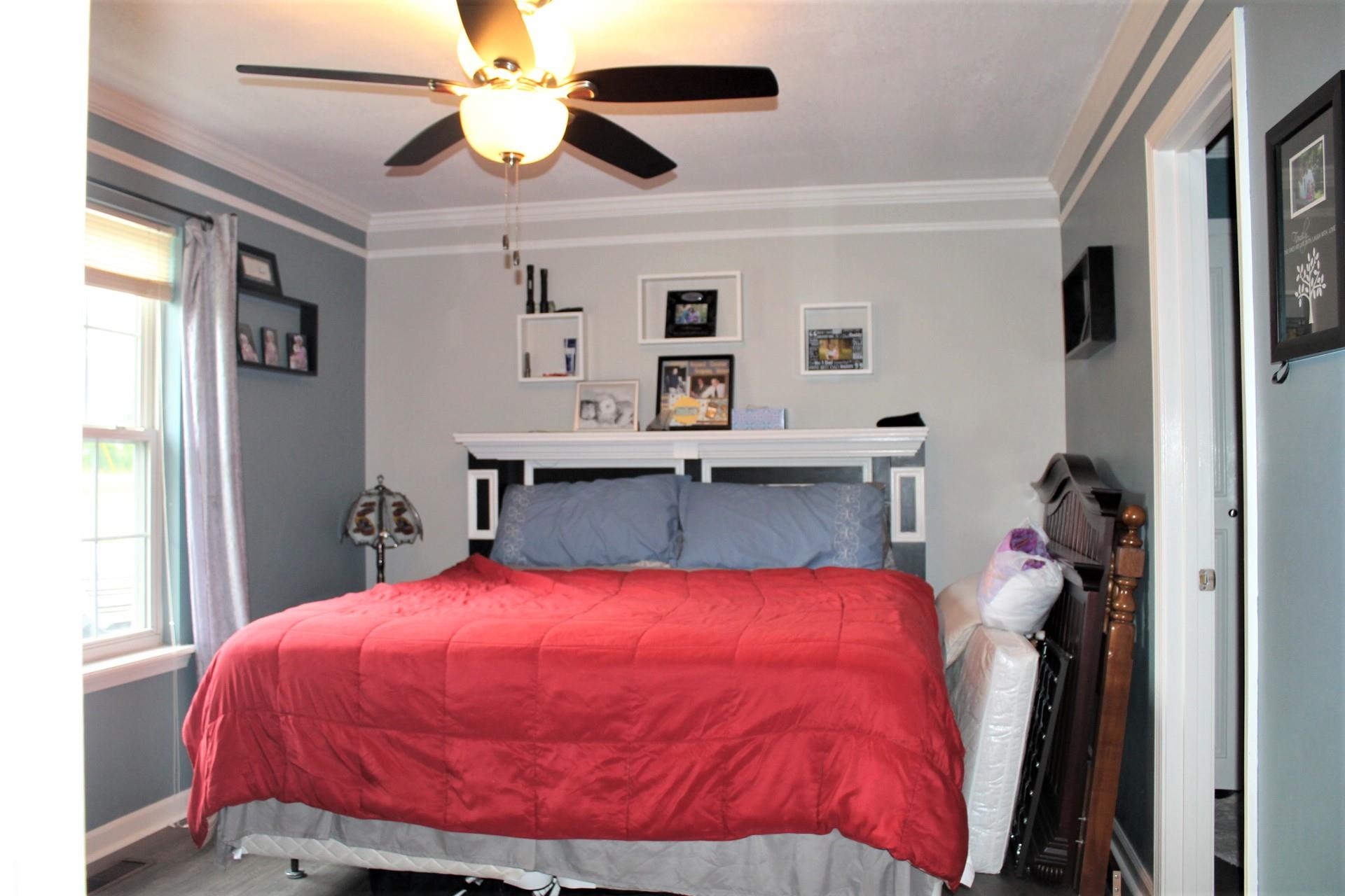 3389 Dailey Road Clarksville, TN 37042 - Photo 10 of 13 Master bedroom.
