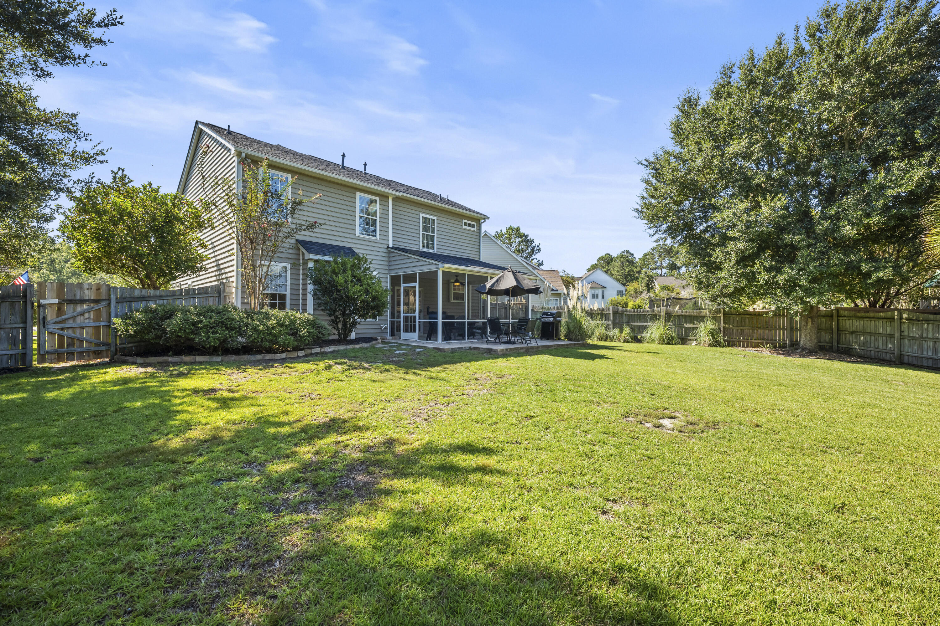 1676 Jorrington Street Mount Pleasant, SC 29466 - Photo 29 of 36 P1070669