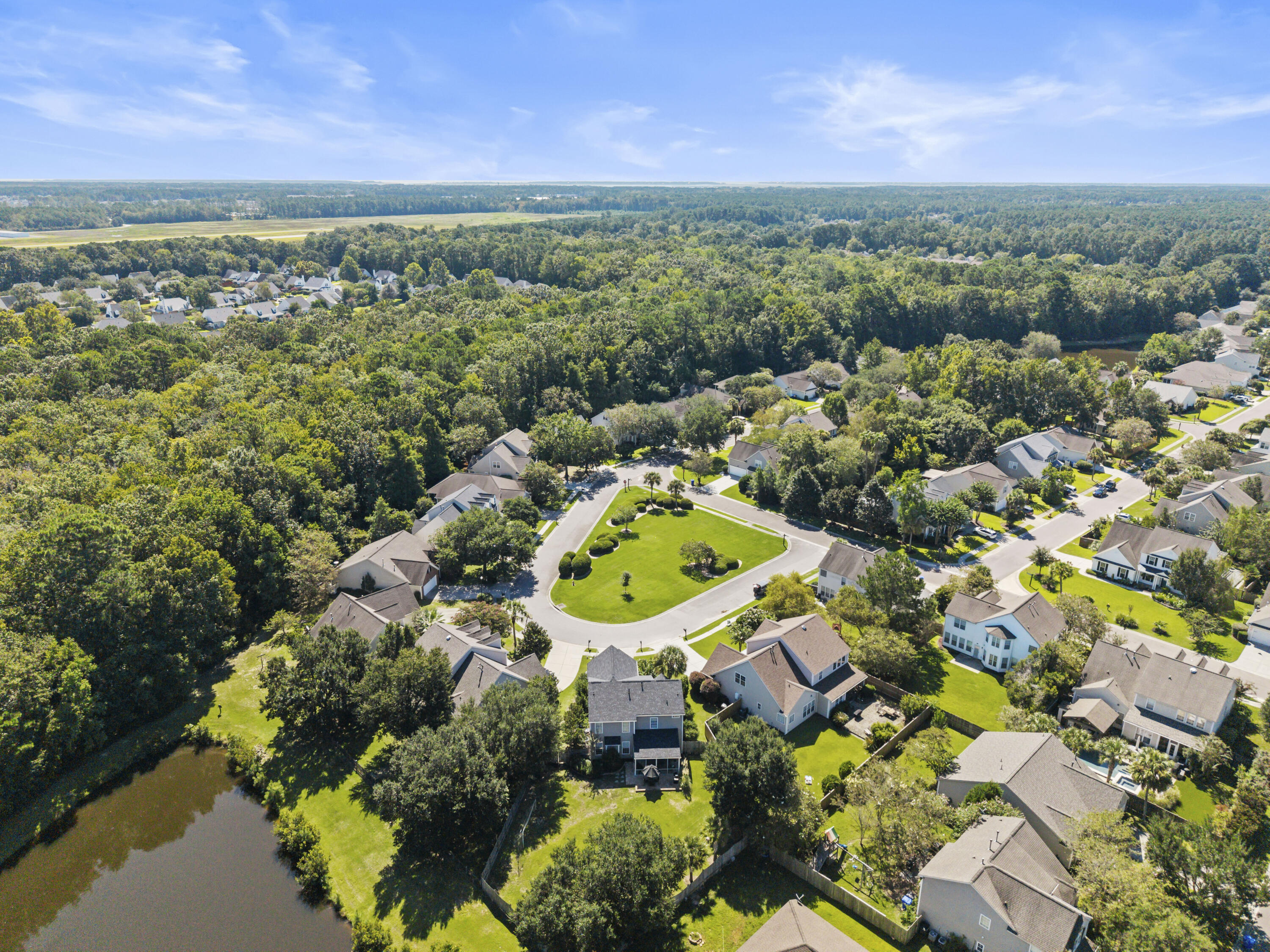 1676 Jorrington Street Mount Pleasant, SC 29466 - Photo 33 of 36 DJI_20250903111853_0095_D