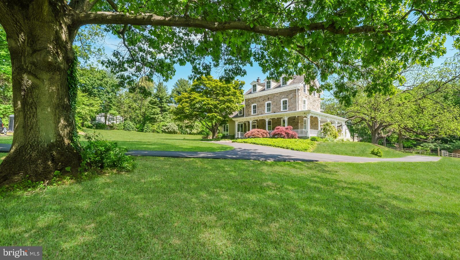 224 Moredon Road Huntingdon Valley, PA 19006 - Photo 2 of 82 Gallery Image 2