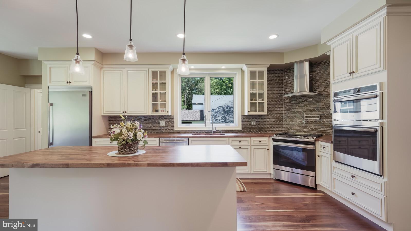 224 Moredon Road Huntingdon Valley, PA 19006 - Photo 38 of 82 Gallery Image 38